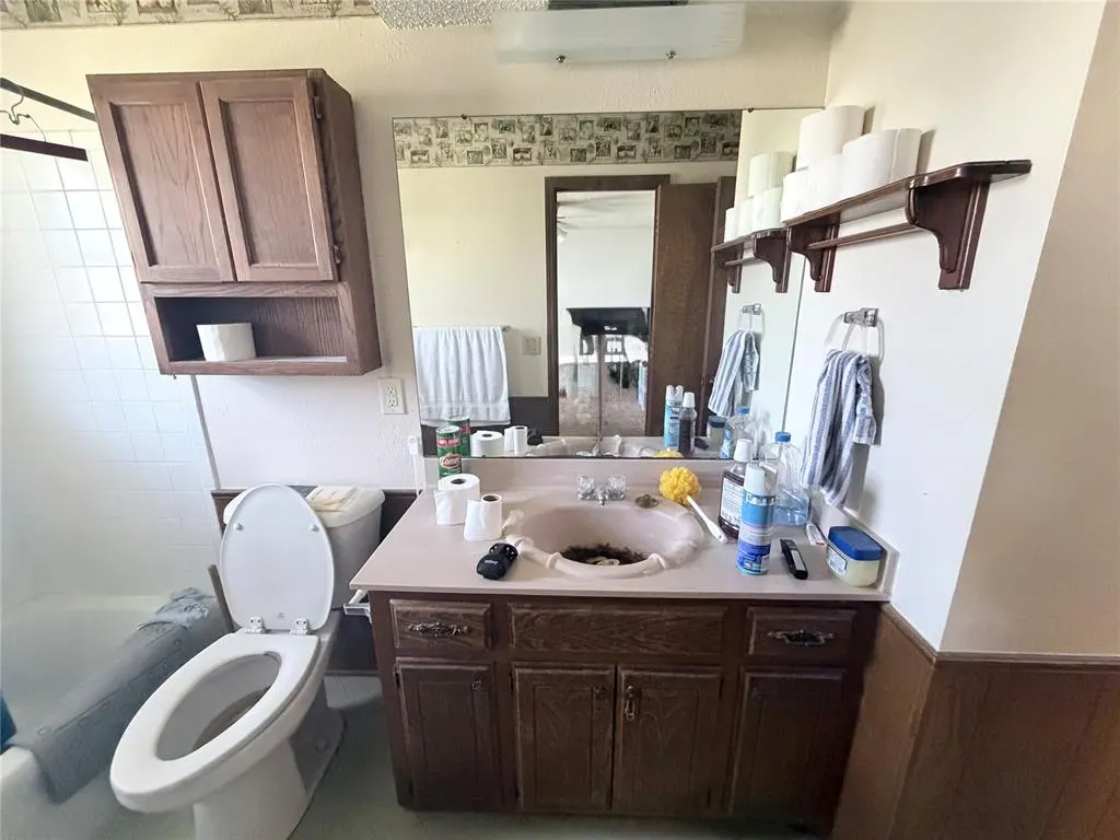 Photo 16 — 2501 Manor Road, Yukon, OK 73099