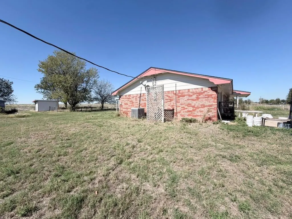 Photo 20 — 2501 Manor Road, Yukon, OK 73099
