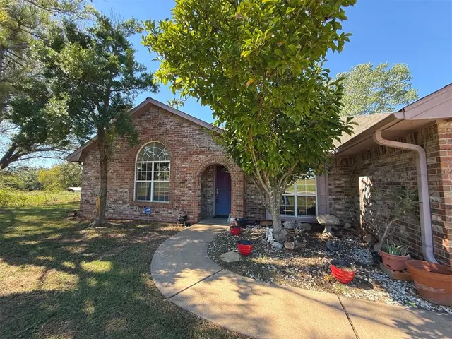 Photo 5 — 2012 N Allied Road, Stroud, OK 74079