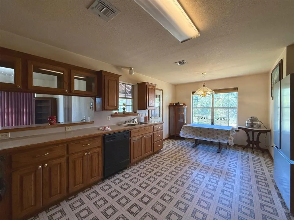 Photo 9 — 2012 N Allied Road, Stroud, OK 74079