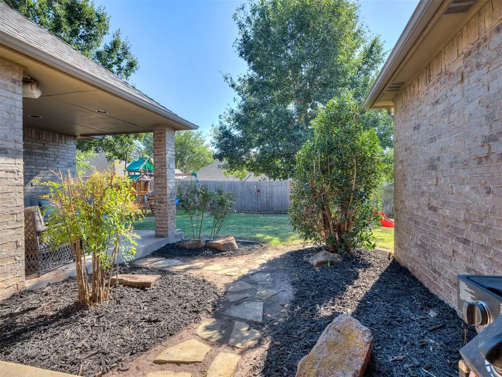 Photo 41 — 1816 Apache Trail, Edmond, OK 73003