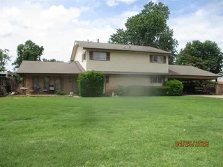 Sold home at 3201 N Glenvalley Drive