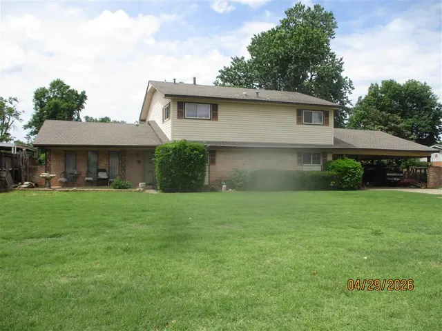 Front exterior — 3201 N Glenvalley Drive, Midwest City, OK 73110