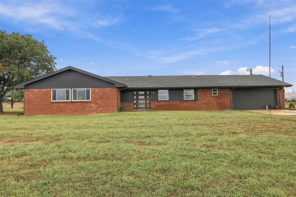 Front exterior — 2457 Barrington, Blanchard, OK 73010