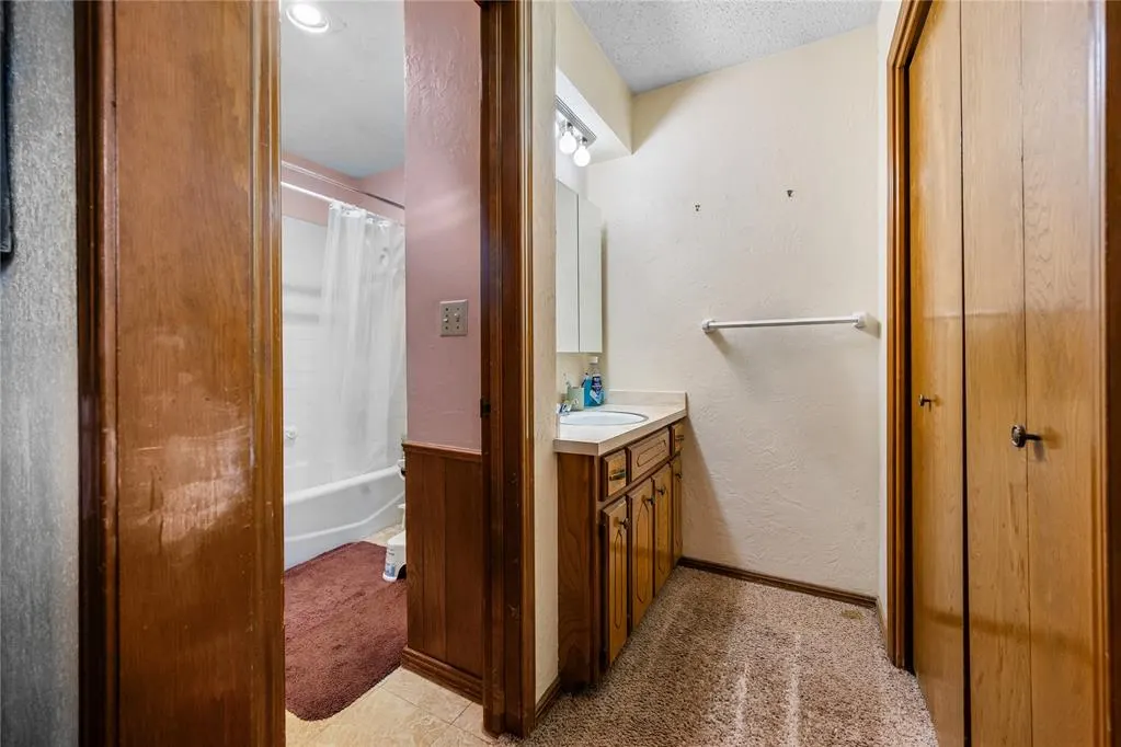 Photo 9 — 1816 N Lincoln Avenue, Moore, OK 73160