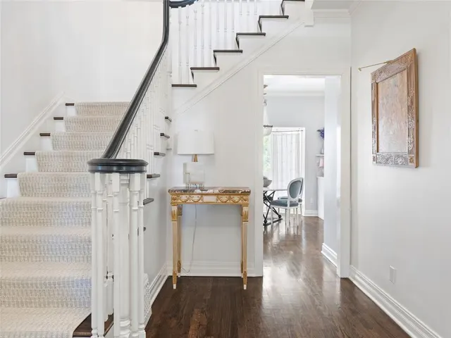 Photo 4 — 6803 Avondale Drive, Nichols Hills, OK 73116