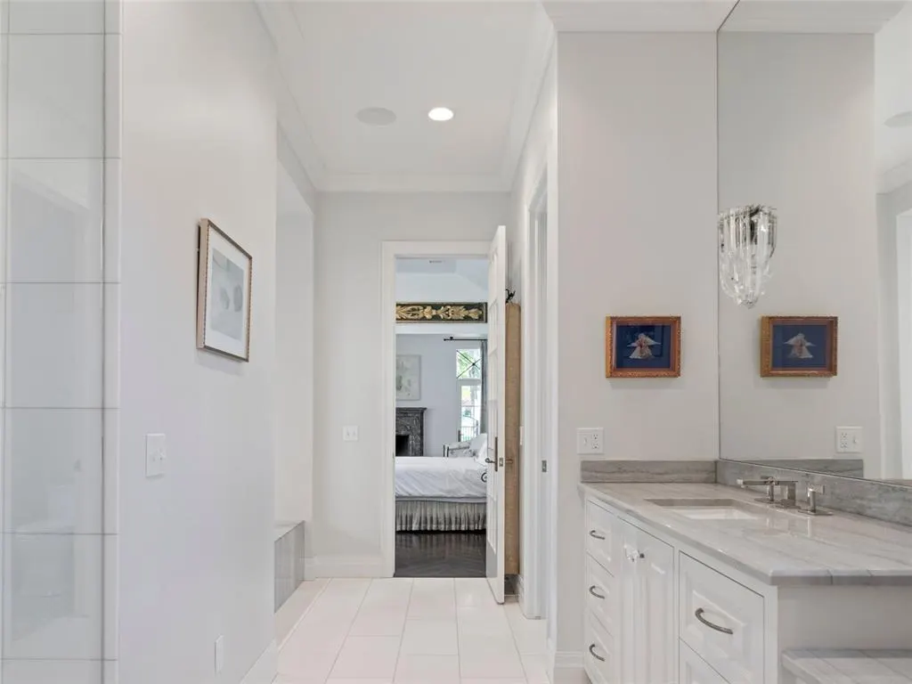 Photo 27 — 6803 Avondale Drive, Nichols Hills, OK 73116