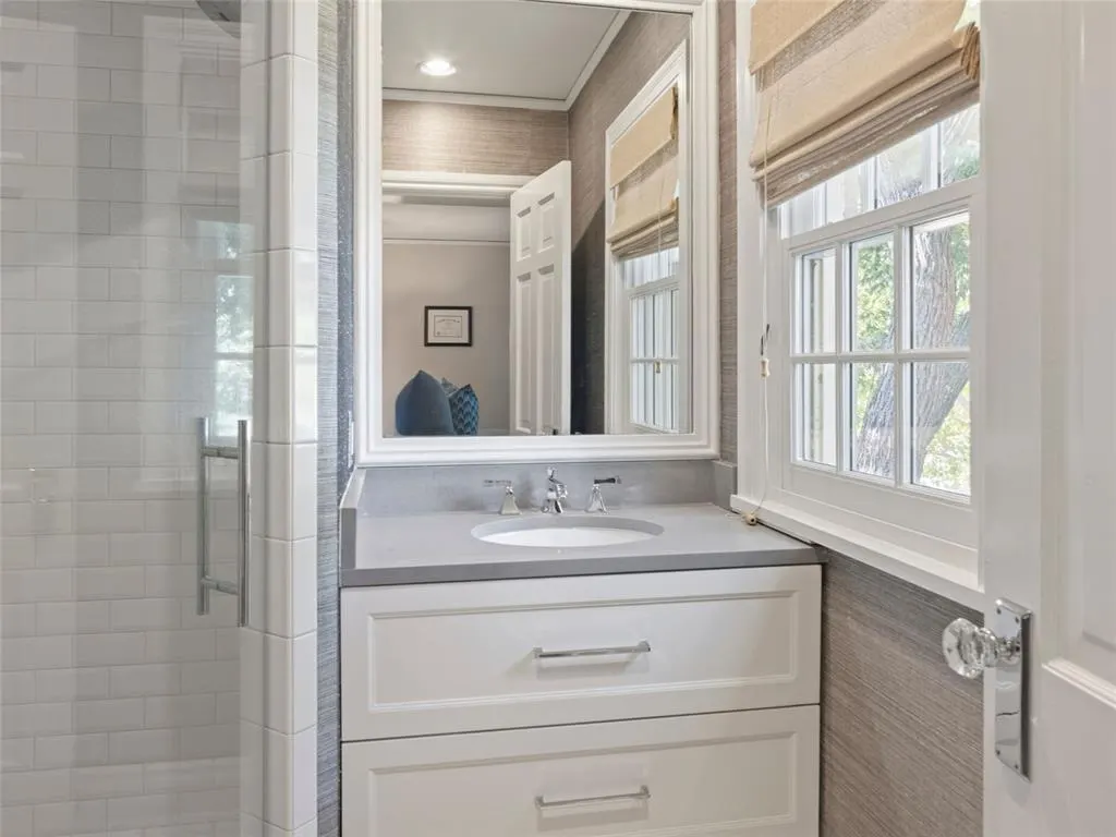 Photo 38 — 6803 Avondale Drive, Nichols Hills, OK 73116