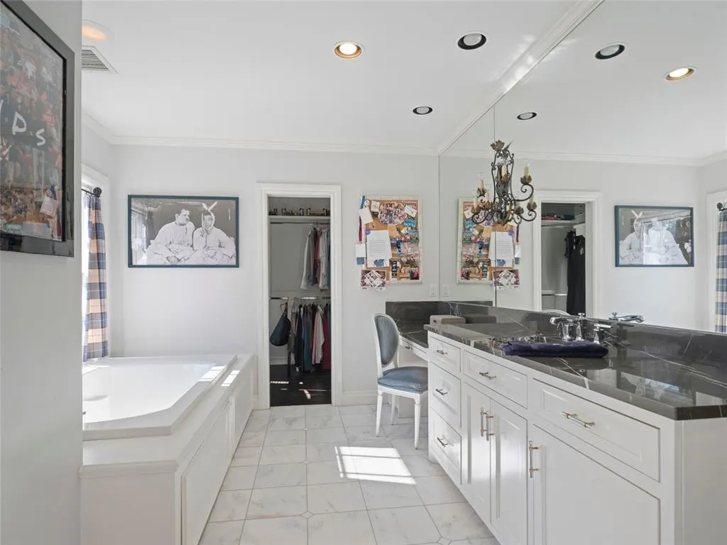 Photo 40 — 6803 Avondale Drive, Nichols Hills, OK 73116