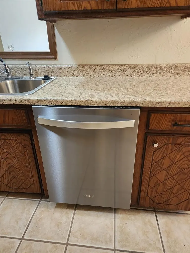 Photo 5 — 2605 N Donald Avenue, Oklahoma City, OK 73127