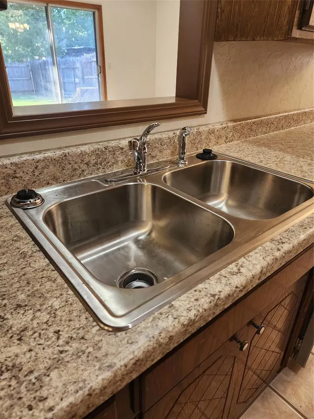 Photo 6 — 2605 N Donald Avenue, Oklahoma City, OK 73127