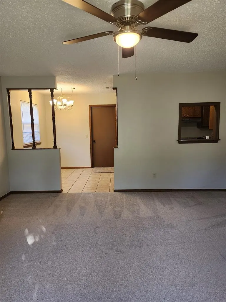 Photo 11 — 2605 N Donald Avenue, Oklahoma City, OK 73127