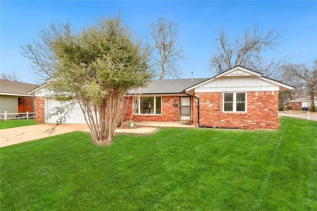 Front exterior — 1501 Carlisle Court, Oklahoma City, OK 73120