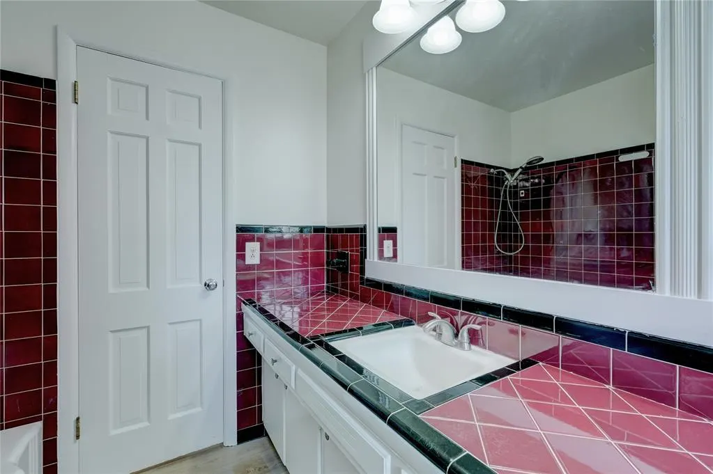 Photo 23 — 1501 Carlisle Court, Oklahoma City, OK 73120