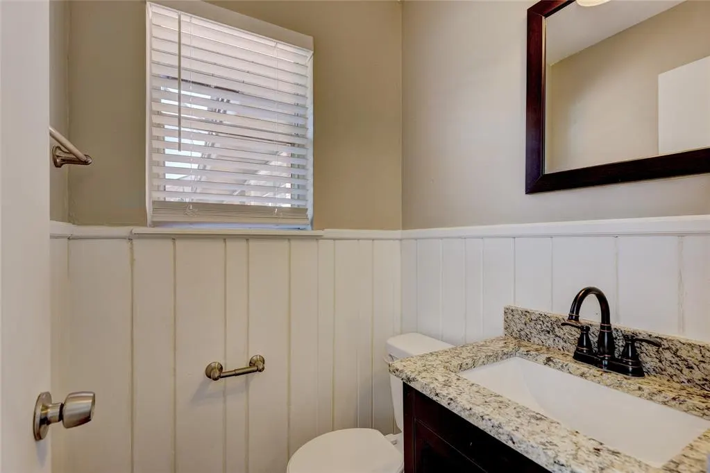 Photo 2 — 2808 Kent Drive, Oklahoma City, OK 73120