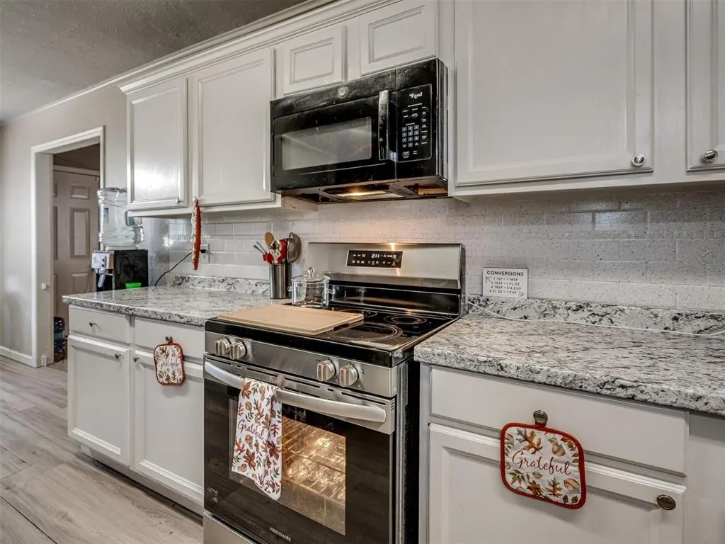Photo 21 — 10901 N Villa Avenue, Oklahoma City, OK 73120