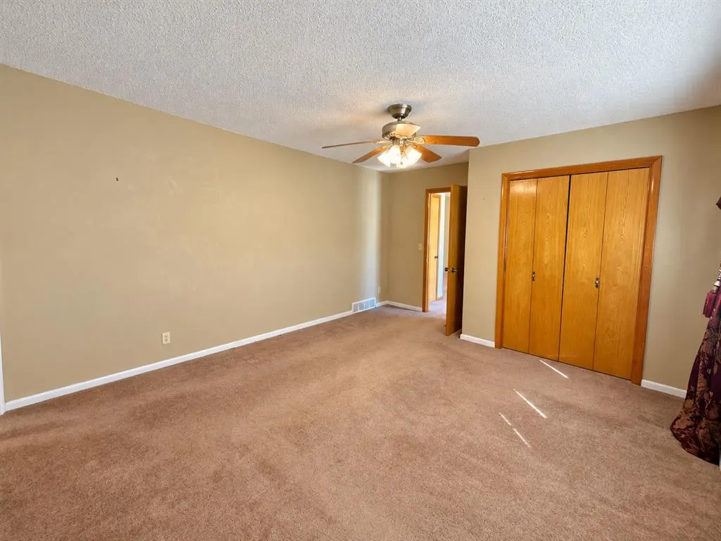 Photo 7 — 205 S Highland Drive, Erick, OK 73645