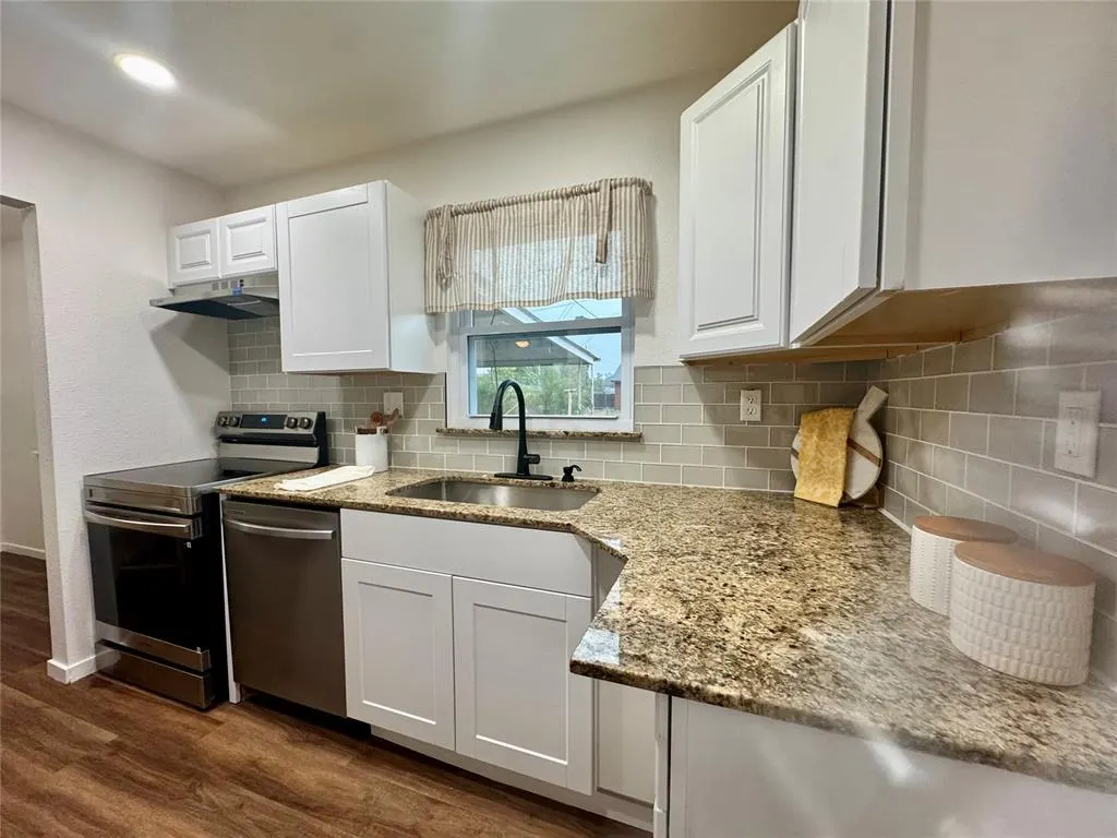 Photo 5 — 40 Village Drive, Chickasha, OK 73018