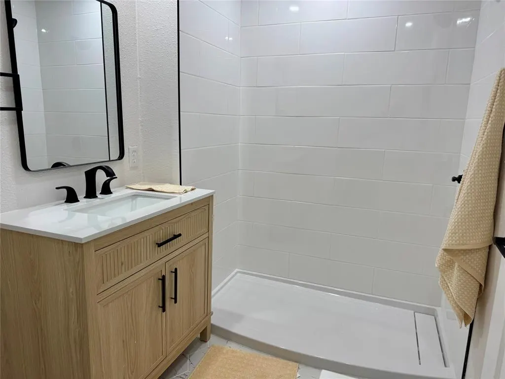 Photo 14 — 40 Village Drive, Chickasha, OK 73018