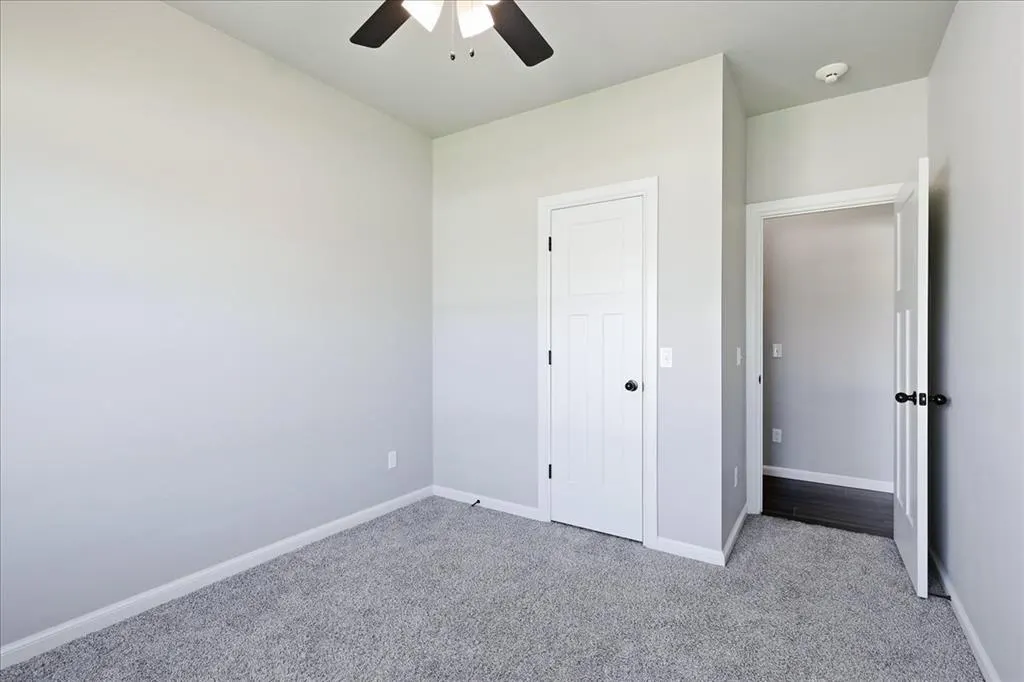 Photo 33 — 704 N Cottontail Way, Mustang, OK 73064