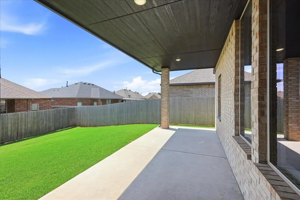 Photo 42 — 704 N Cottontail Way, Mustang, OK 73064