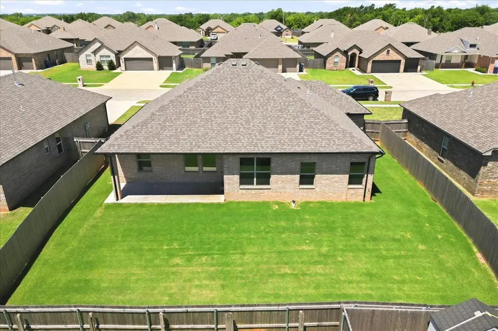 Photo 46 — 704 N Cottontail Way, Mustang, OK 73064