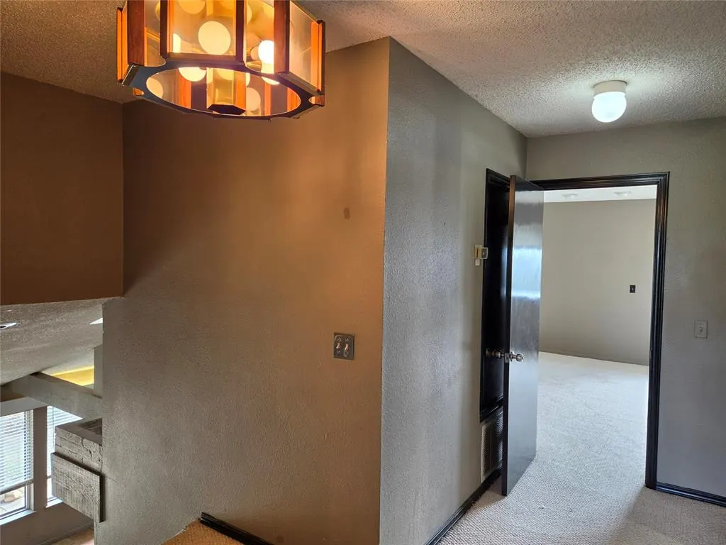 Photo 33 — 9915 Hefner Village Place, Oklahoma City, OK 73162
