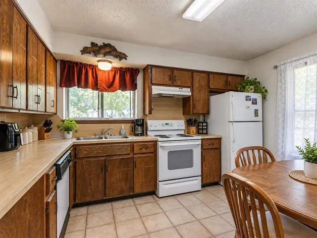 Photo 7 — 920 Acacia Circle 922, Noble, OK 73068