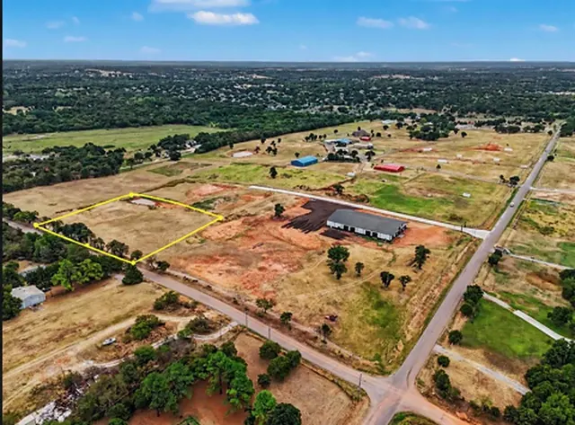 Photo 2 — 000 E Simmons Road, Guthrie, OK 73044