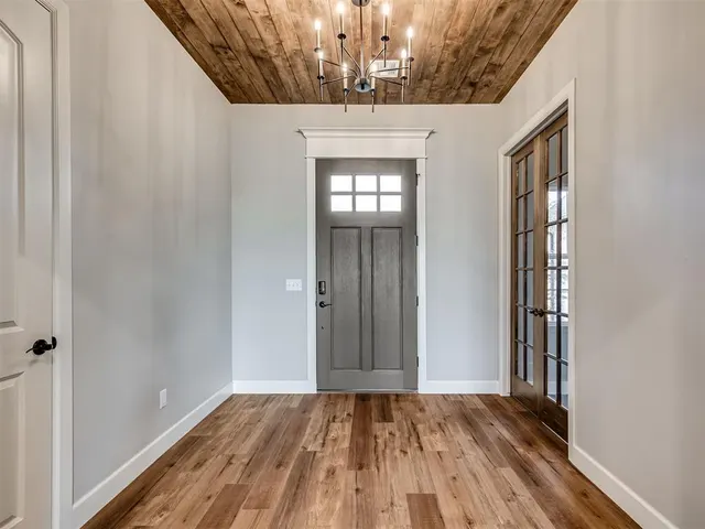 Photo 5 — 2218 W Cole Drive, Mustang, OK 73064