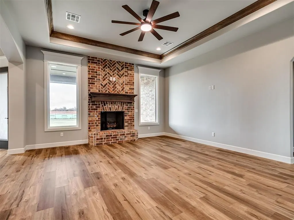 Photo 6 — 2218 W Cole Drive, Mustang, OK 73064
