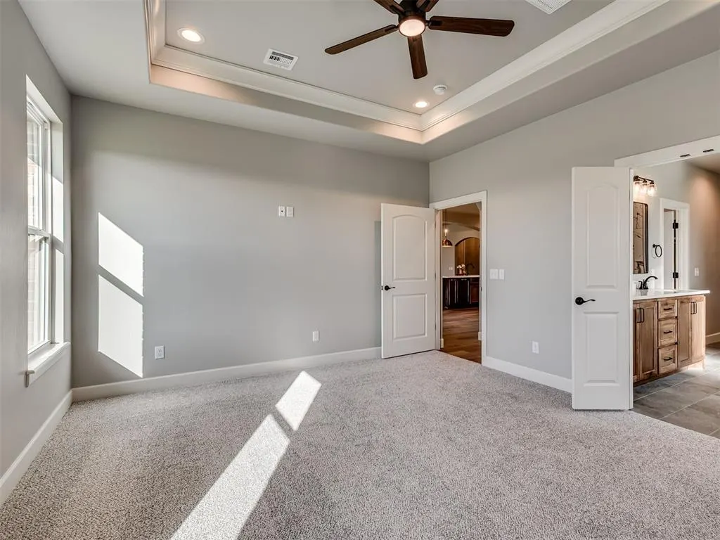 Photo 21 — 2218 W Cole Drive, Mustang, OK 73064