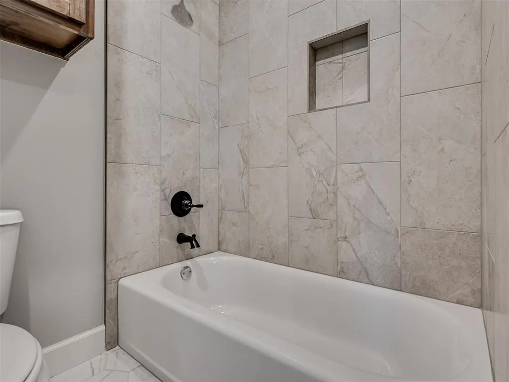 Photo 36 — 2218 W Cole Drive, Mustang, OK 73064