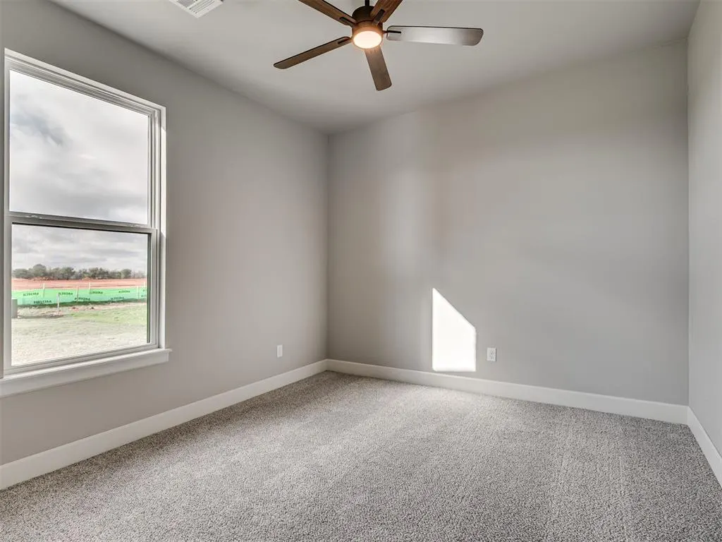 Photo 37 — 2218 W Cole Drive, Mustang, OK 73064