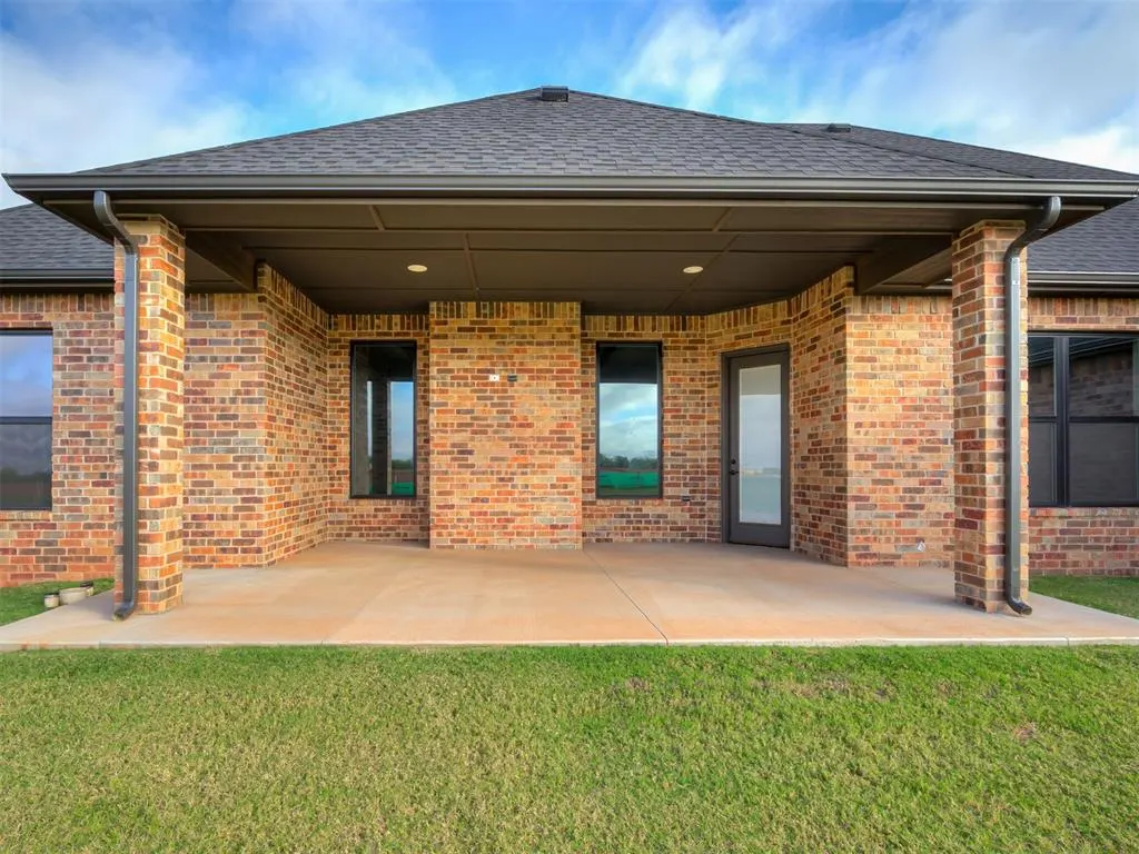 Photo 42 — 2218 W Cole Drive, Mustang, OK 73064
