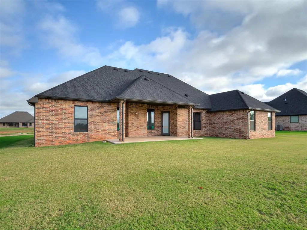 Photo 43 — 2218 W Cole Drive, Mustang, OK 73064