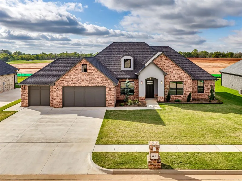Photo 44 — 2218 W Cole Drive, Mustang, OK 73064