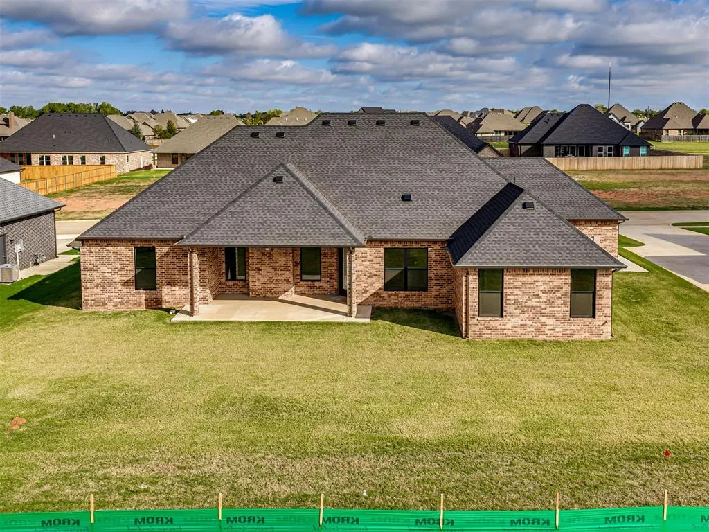 Photo 46 — 2218 W Cole Drive, Mustang, OK 73064