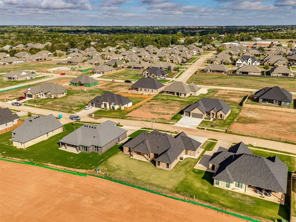 Photo 47 — 2218 W Cole Drive, Mustang, OK 73064