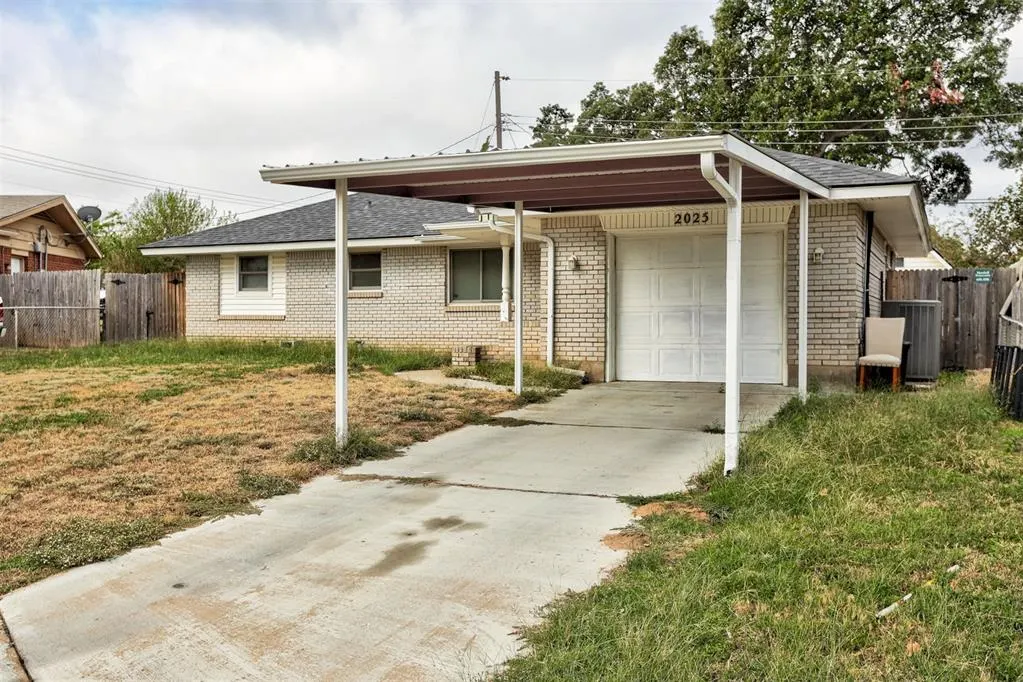 Photo 3 — 2025 Albert Drive, Midwest City, OK 73130