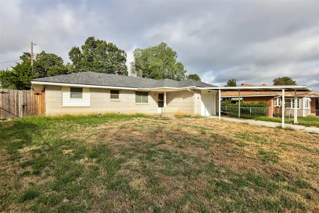 Photo 4 — 2025 Albert Drive, Midwest City, OK 73130