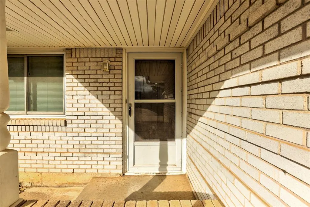 Photo 5 — 2025 Albert Drive, Midwest City, OK 73130
