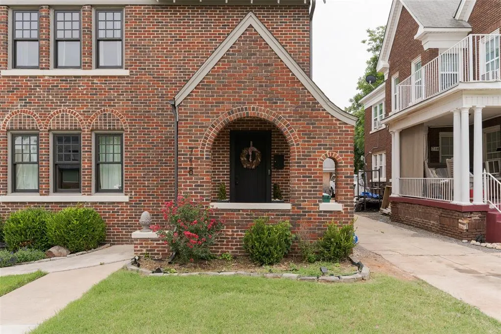 Photo 2 — 718 NE 16th Street, Oklahoma City, OK 73104