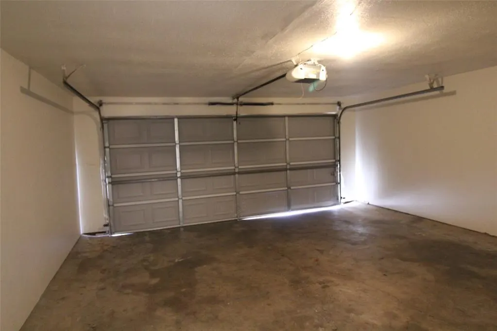 Front exterior — 121 Stonewood Drive, Noble, OK 73068