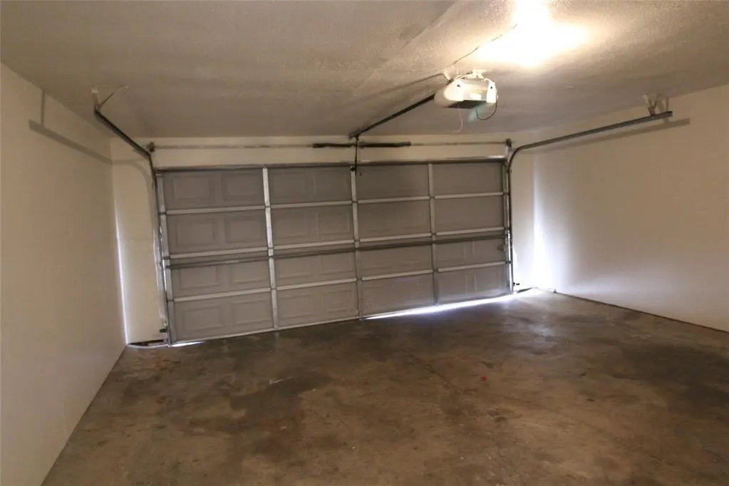 Photo 8 — 121 Stonewood Drive, Noble, OK 73068