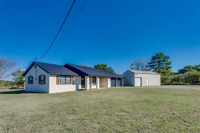 Photo 3 — 339170 E Highway 62, Meeker, OK 74855