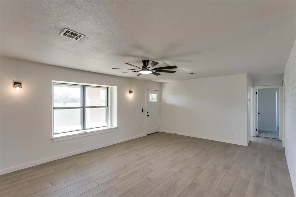 Photo 7 — 339170 E Highway 62, Meeker, OK 74855