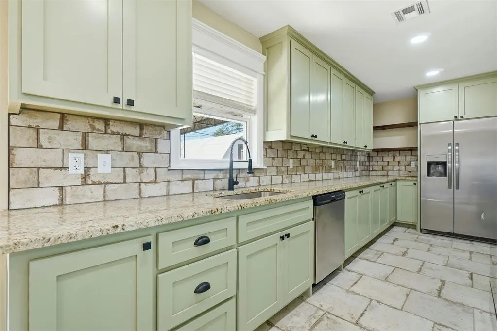 Photo 14 — 810 Standifer Road, Elk City, OK 73644