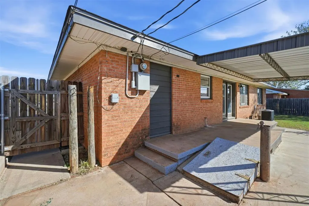 Photo 31 — 810 Standifer Road, Elk City, OK 73644