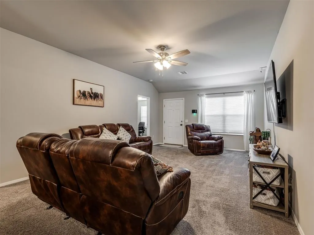 Photo 12 — 1825 Oxen Lane, El Reno, OK 73036